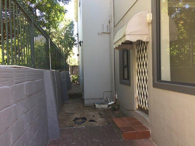 1 Bedroom Property for Sale in Kenilworth Western Cape